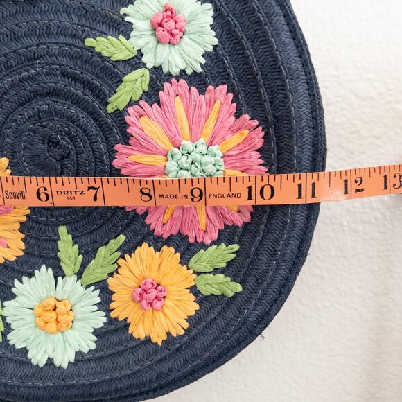 Bueno Paper Straw Floral Round Boho Shoulder Bag - Picture 8 of 10